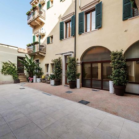 Apartmán Palazzo Ristori Verona Exteriér fotografie